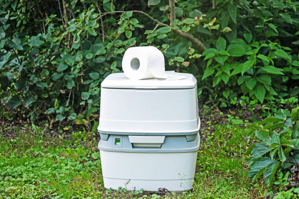 Best Portable toilet rental cost  in Lockport, NY